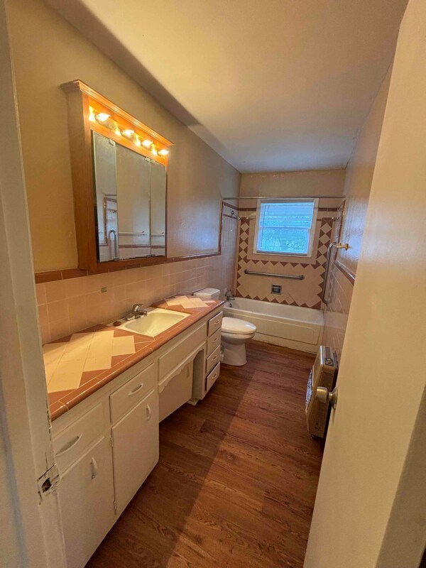 Building Photo - 1022 Donald St