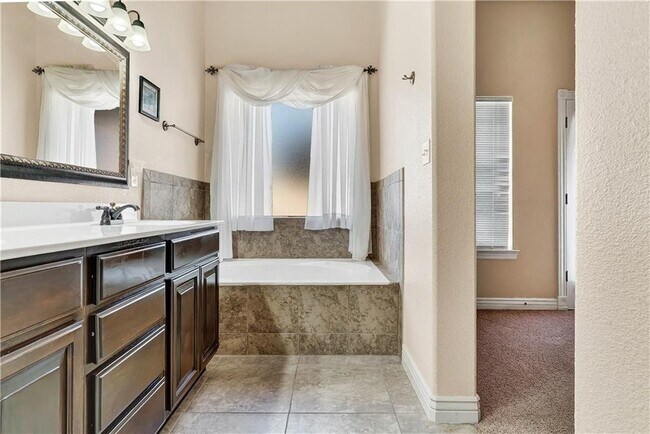 Building Photo - Sandstone Ranch Estates El Paso 3 Bed Refrig A/C!