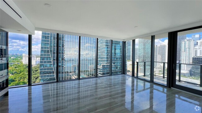 Building Photo - 1451 Brickell Ave