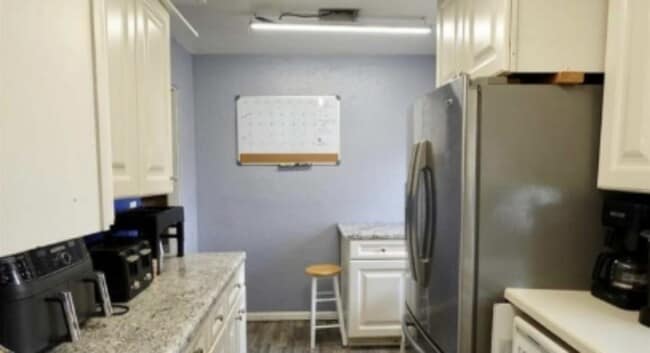 Building Photo - 1508 N Woodridge Ave