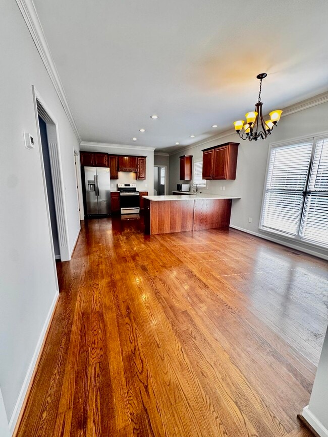 Building Photo - 4320 Creek Valley Way