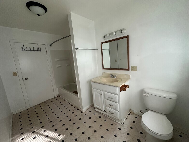 Building Photo - 30896 Christopher Way