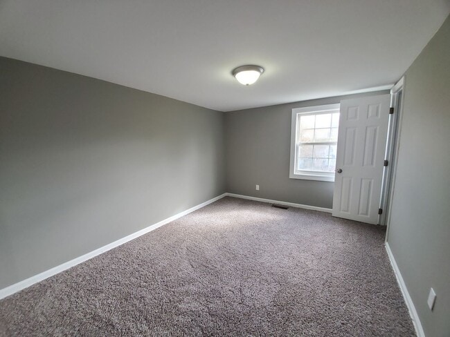 Building Photo - Great house for rent in Columbia!