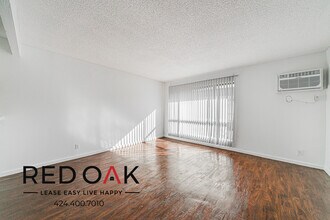 Building Photo - 21315 Roscoe Blvd