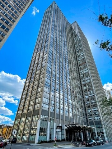 Building Photo - 655 W Irving Park Rd