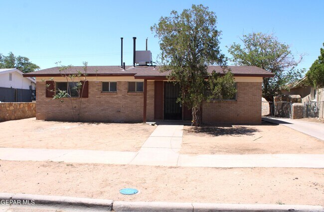Primary Photo - 5656 Sun Valley Dr