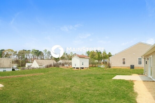 Building Photo - 3 Bedroom Pet-Friendly Home in Winston-Salem, NC with Main Street Renewal