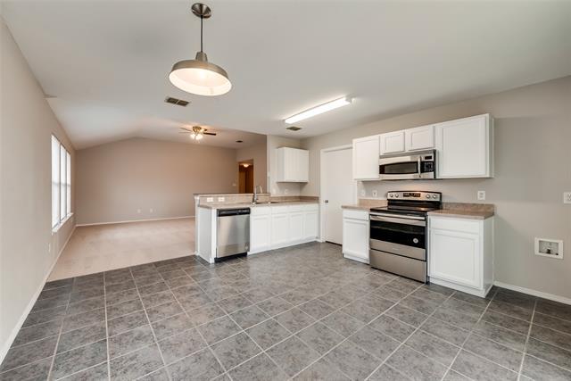 Building Photo - 4212 Gladney Ln