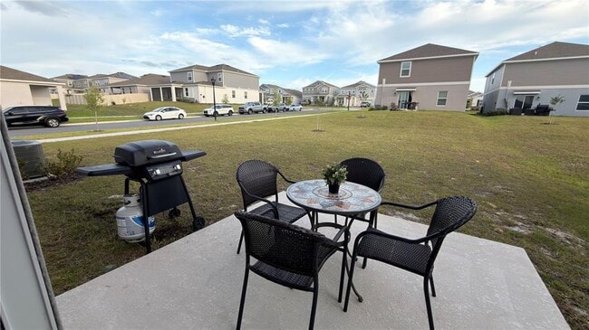 Building Photo - 2731 Armstrong Ave