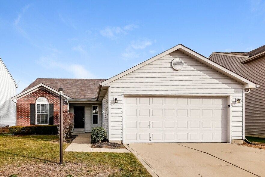 Primary Photo - 1495 Egret Ln