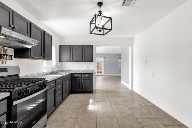 Building Photo - 3428 W Willetta St