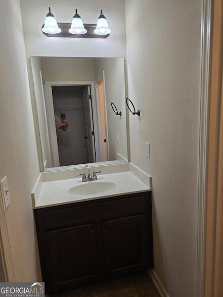 Building Photo - 330 Riverstone Dr