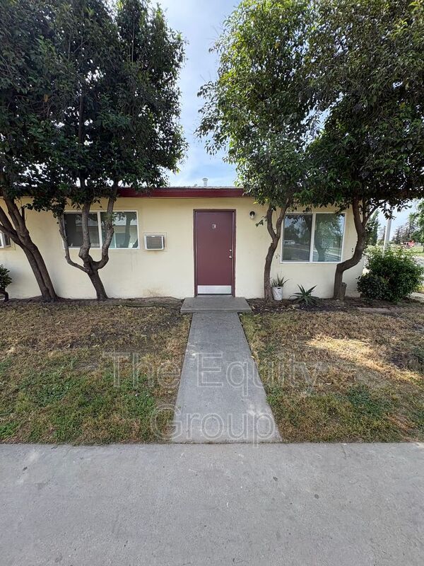 Building Photo - 340 S Blackstone St