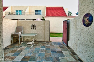 Building Photo - 6018 N 79th St