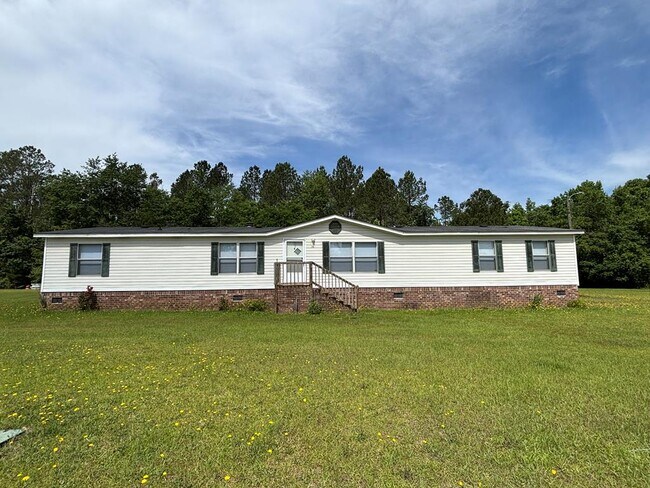Primary Photo - 70 Kiwi Ct