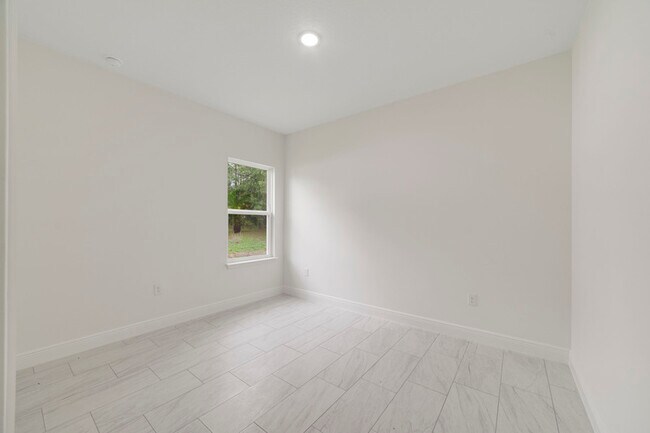 Building Photo - 3355 W Marie Dr