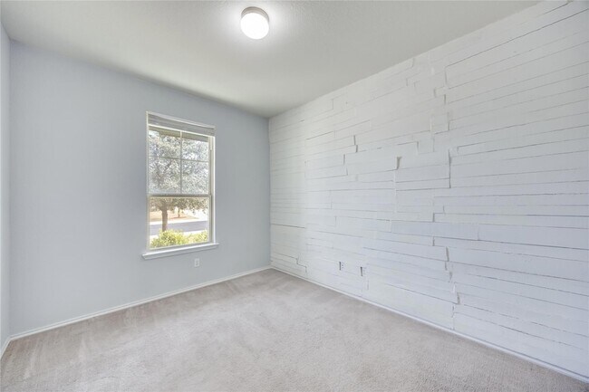 Building Photo - 524 Coffee Berry Dr