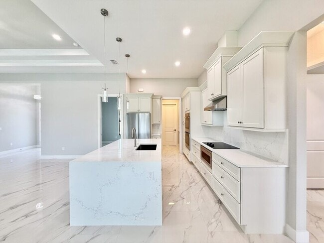 Building Photo - 20 Coxswain Dr