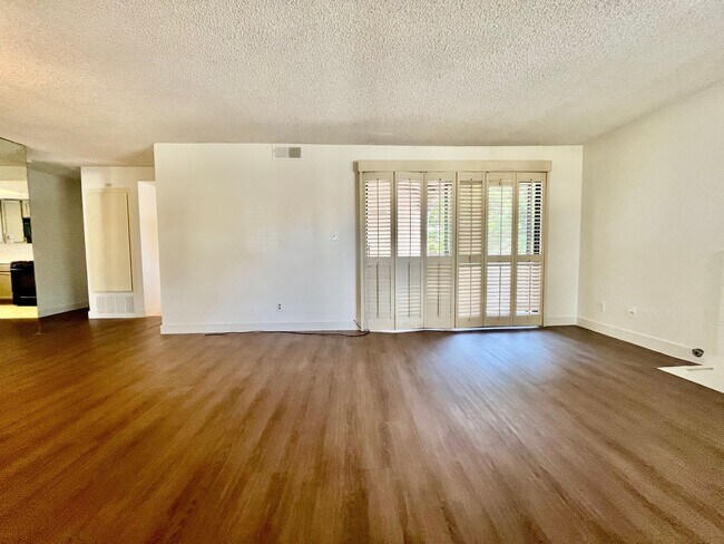 Building Photo - 3516 Seahorn Cir