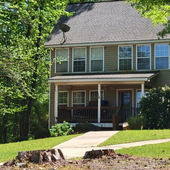 Building Photo - 505 Old Phoenix Rd NE