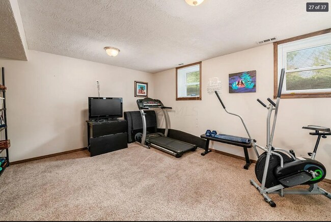 Building Photo - 95 Crown Hill Ct