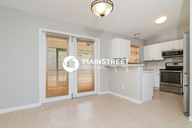 Building Photo - 3 Bedroom Pet-Friendly Home in North Port, FL with Main Street Renewal