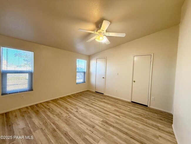 Building Photo - 2125 Jean Rd