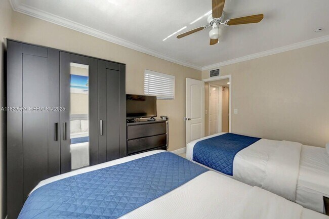 Building Photo - 1228 Johnson St