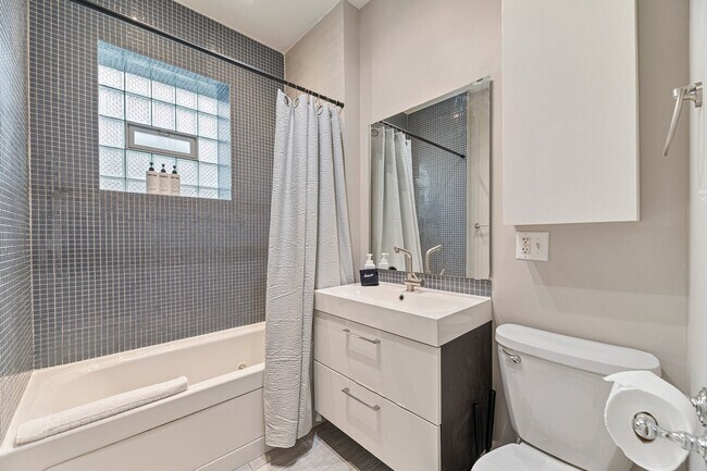 Building Photo - 1351 N Lawndale Ave