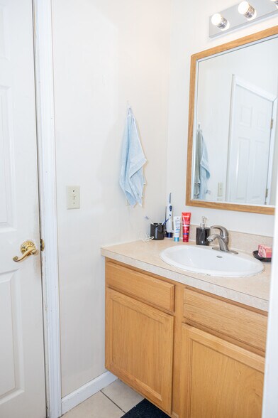 Bathroom - 38 N Court St
