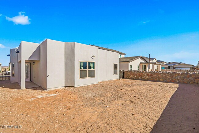 Building Photo - 1173 Summer Rain St