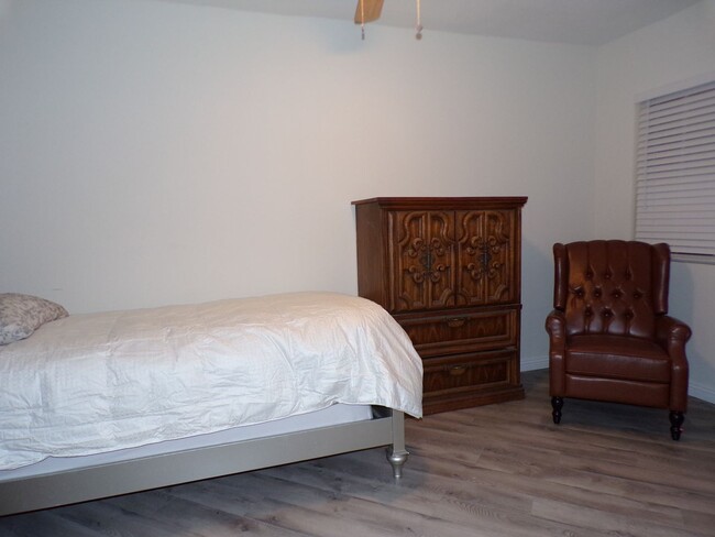 Primary Photo - Abbys Room and Co-Living Units