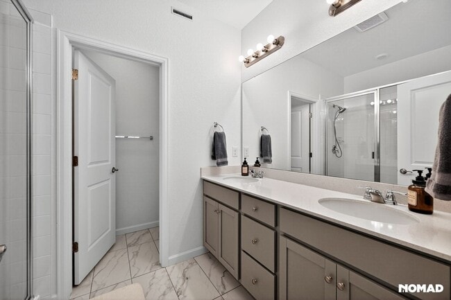 Building Photo - 18201 French Creek Ave