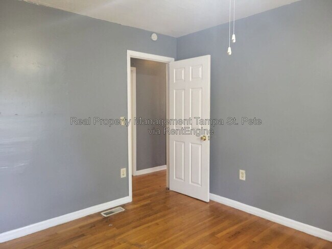 Building Photo - 7210 Westinghouse Ave