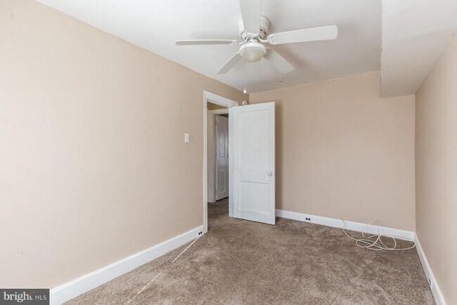 Building Photo - 161 Cotton St