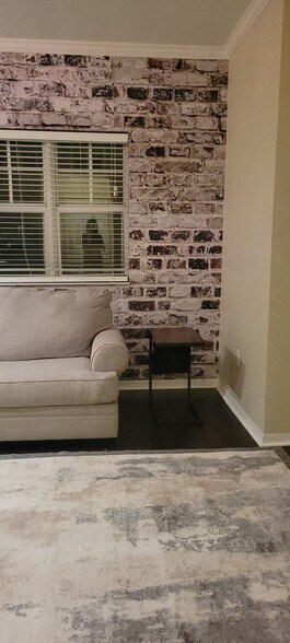 Building Photo - 1064 N Tamiami Trl