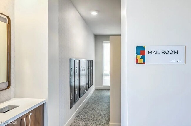 Building Photo - 4555 Camino Al Norte