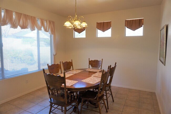 Building Photo - 55+ Gated Community - Fully Furnished - Month to month Term Lease