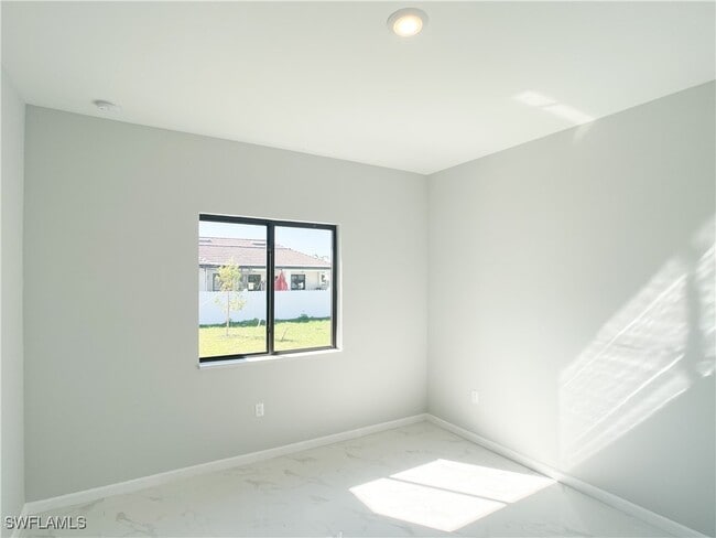 Building Photo - 1318 NW 4th St