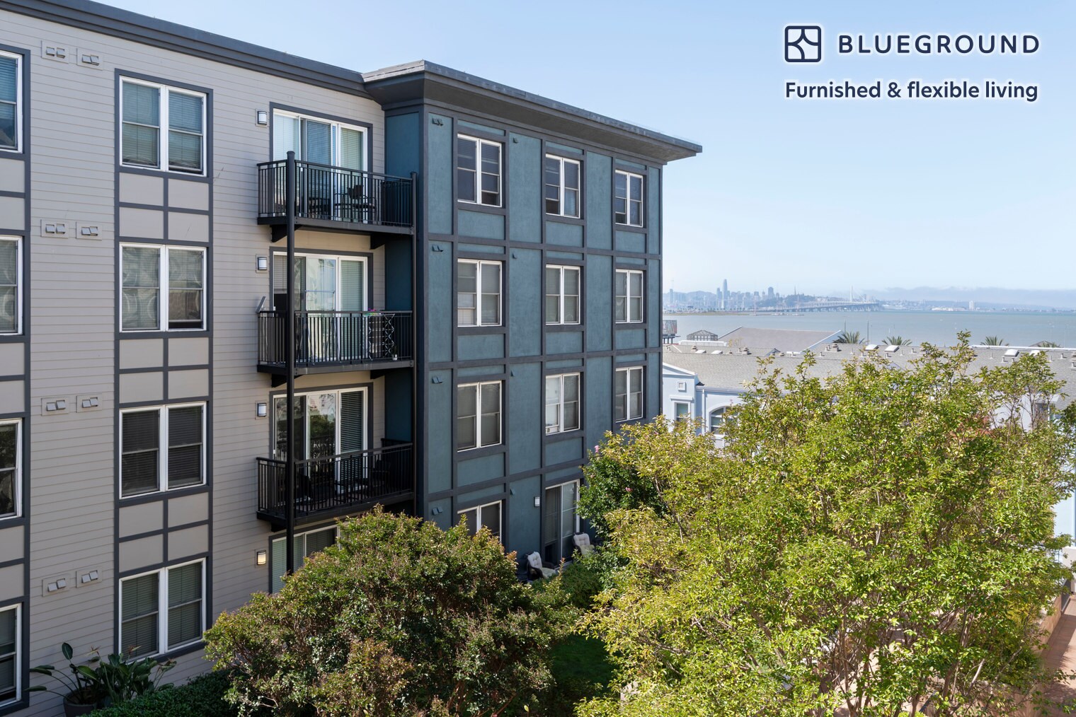 Building Photo - 5684 Bay St