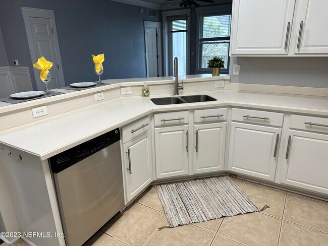 Building Photo - 13364 Beach Blvd