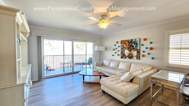 Building Photo - LOVELY SIESTA KEY CONDO FOR LONG TERM LEAS...