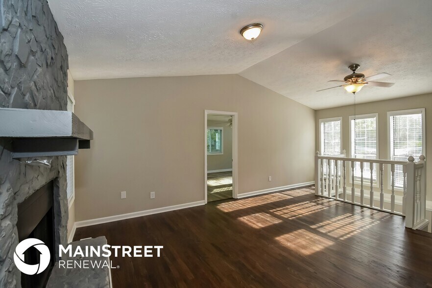 Building Photo - 4006 Oak Stone Dr