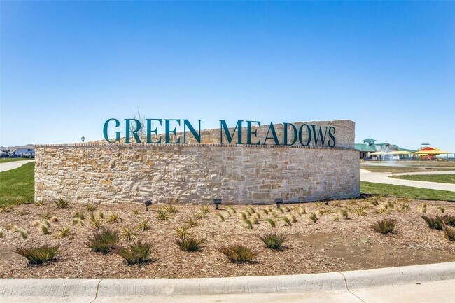 Building Photo - 16617 Hidden Cove Dr