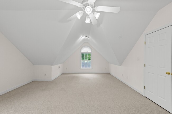 Building Photo - 161 Mediate Dr