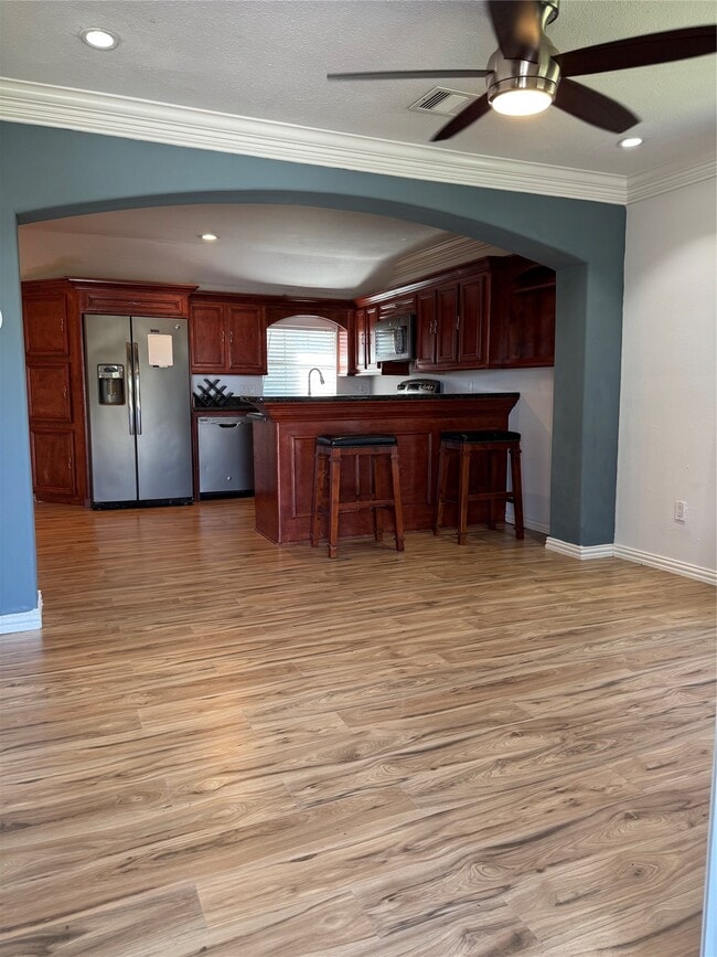 Building Photo - 512 Melbourne St