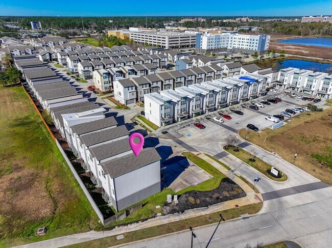 Building Photo - 498 S Centro Cir