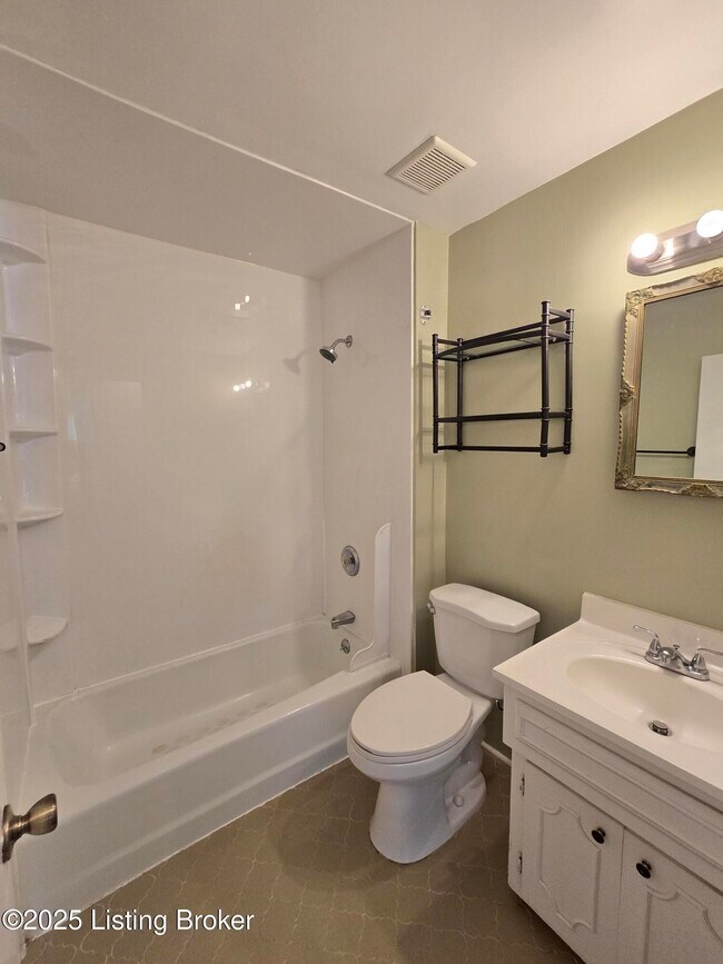 Building Photo - 9313 Le Beau Ct