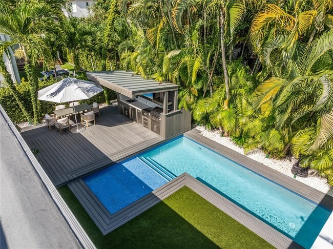 Building Photo - 475 Woodcrest Rd