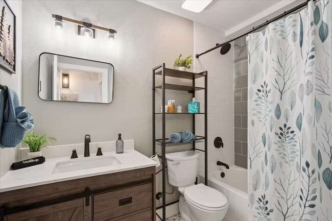 Building Photo - 6186 Sunshine Canyon Dr